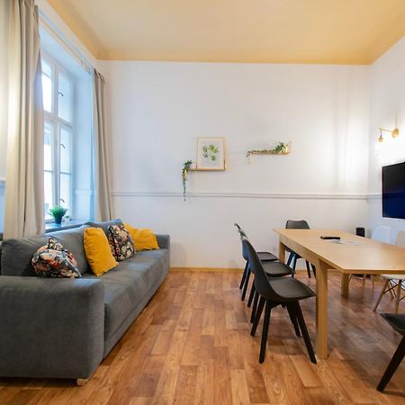 Huge Apartments Smolensk Street คราคูฟ ภายนอก รูปภาพ