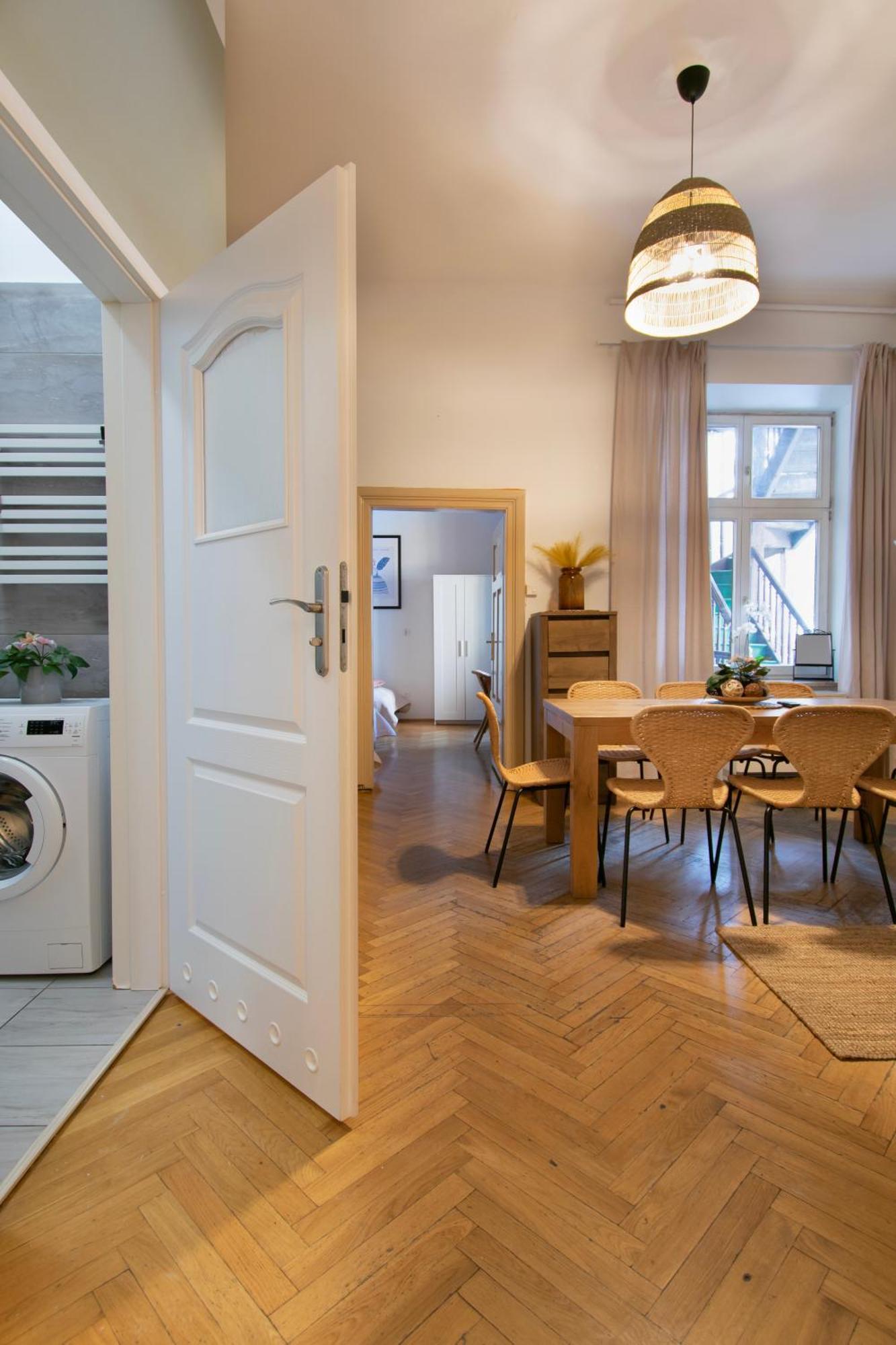 Huge Apartments Smolensk Street คราคูฟ ภายนอก รูปภาพ