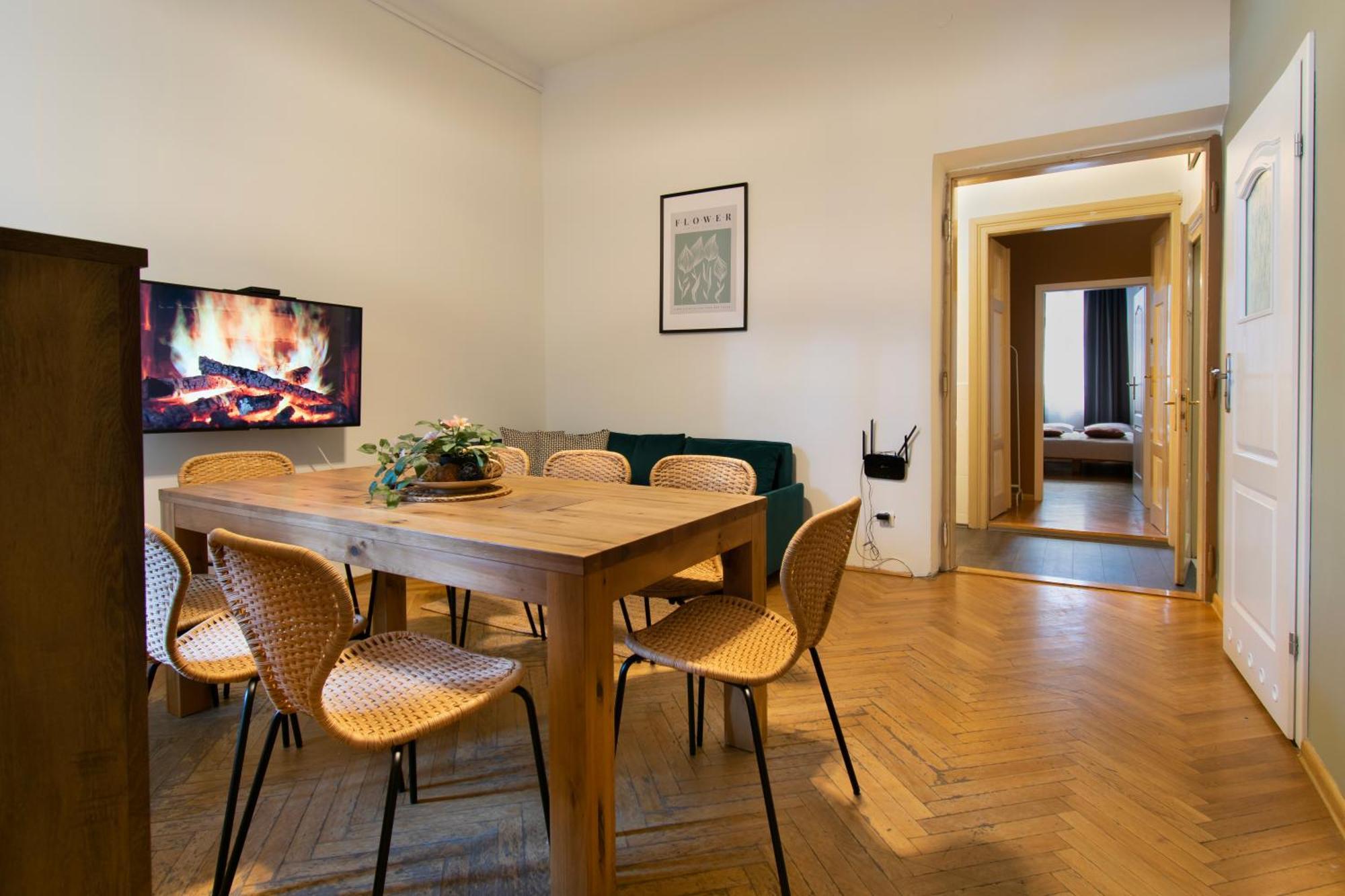 Huge Apartments Smolensk Street คราคูฟ ภายนอก รูปภาพ